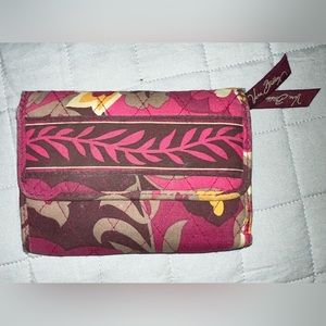 Vera Bradley Trifold Wallet in Carnaby pattern.